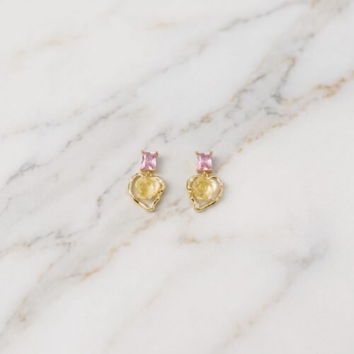 Luxury_jewelry_product_image_2K_202608031920 Gemstone-Topped Organic Drop Earrings
