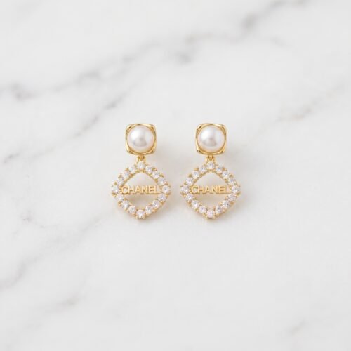 Pearl-Topped Crystal Square Drop Earrings ( Chenal )