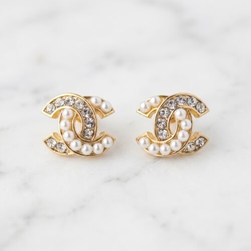Pearl-Bordered Pavé Monogram Stud Earrings ( Chenal )