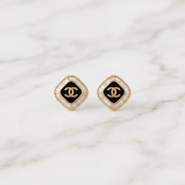 Quilted Diamond Monogram Stud Earrings ( Chenal )